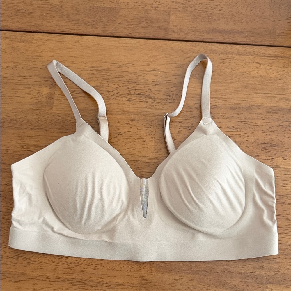 Soma Cream Wireless Bra